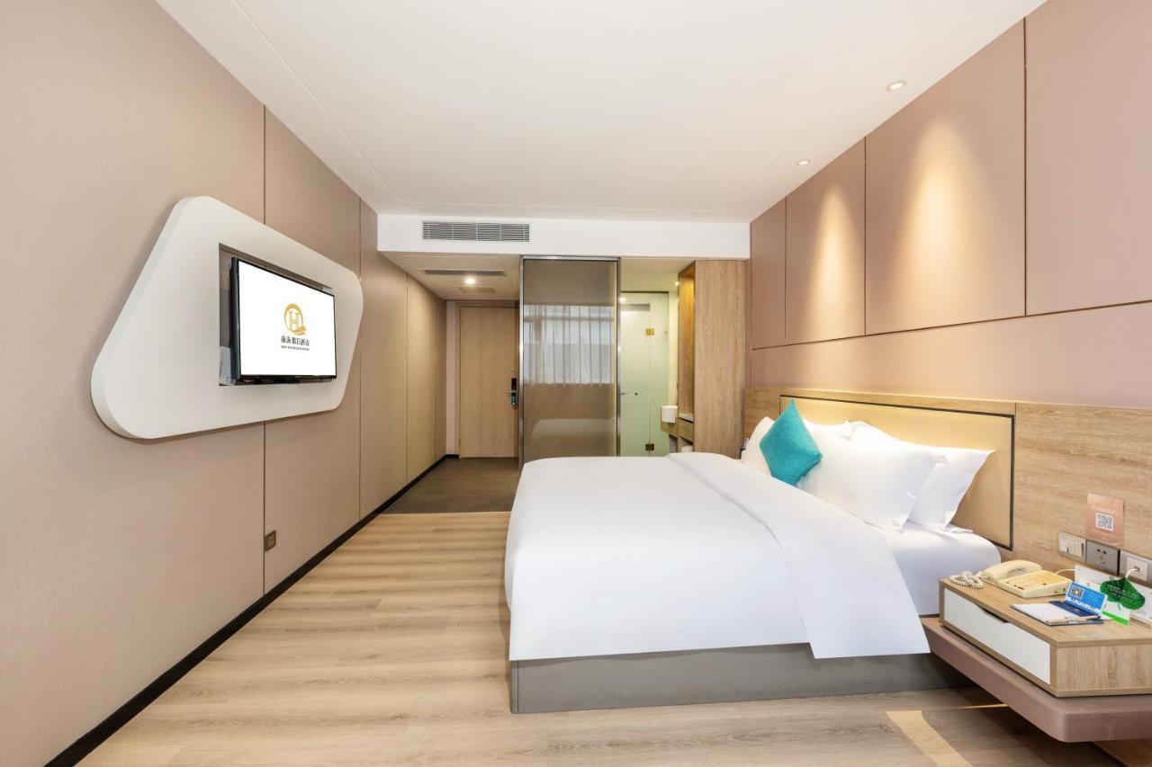 Qianhai Holiday Hotel เซินเจิ้น ภายนอก รูปภาพ