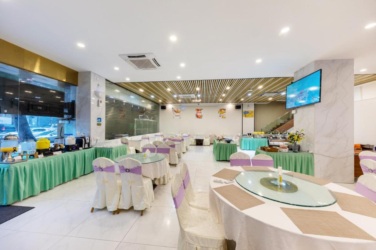 Qianhai Holiday Hotel เซินเจิ้น ภายนอก รูปภาพ