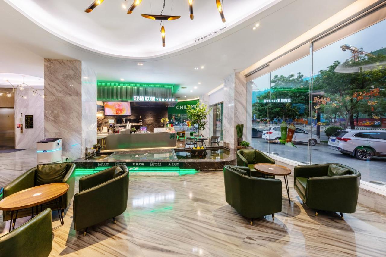 Qianhai Holiday Hotel เซินเจิ้น ภายนอก รูปภาพ